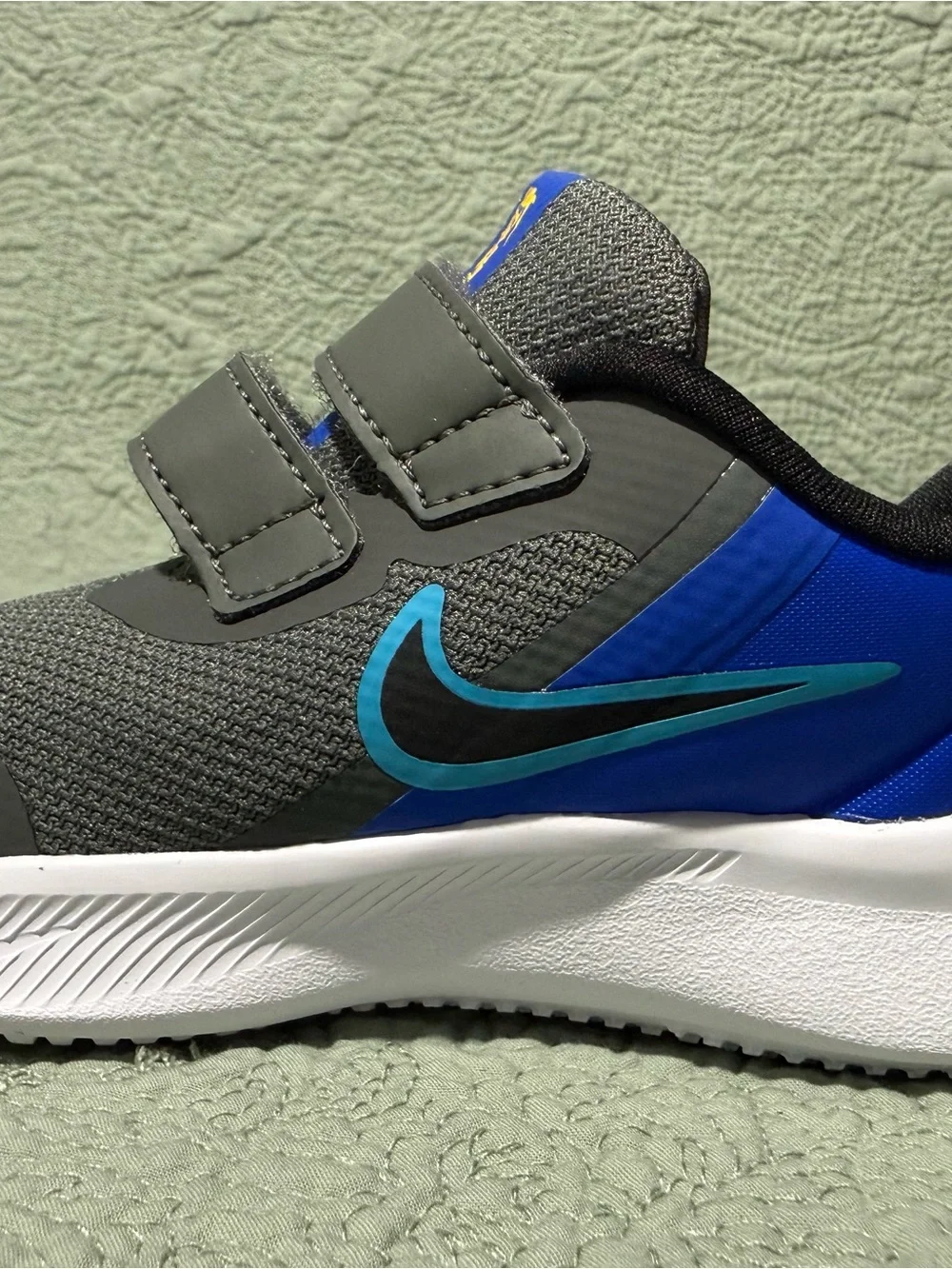Nike Star Runner 3 size 7c